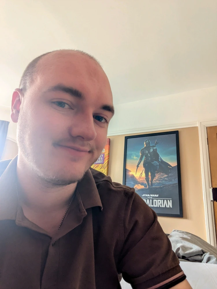 GIF diunggah ku Sam Whitehead