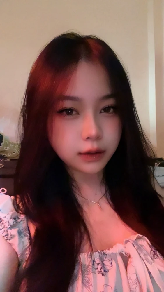 GIF uploaded by Arin