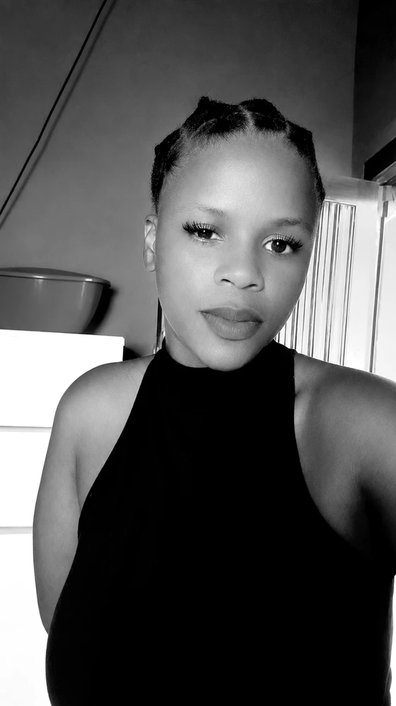 GIF uploaded by Asanda