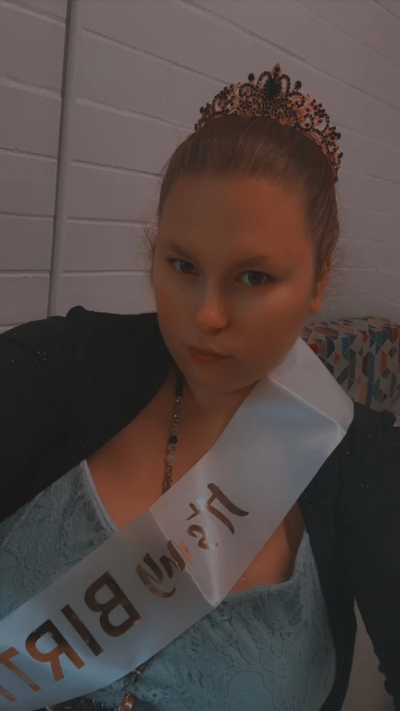 GIF uploaded by Tiana