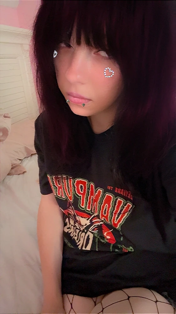GIF Emily tarapyndan ýüklenen