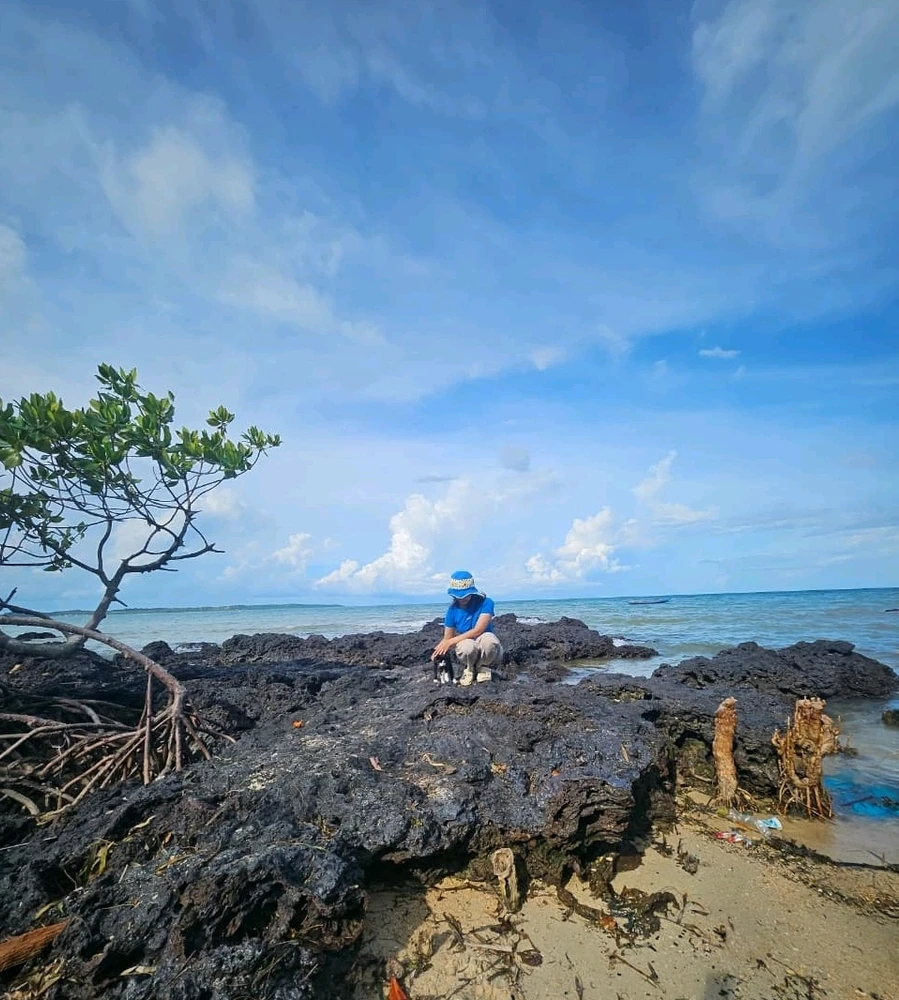 GIF uploaded by Maiia