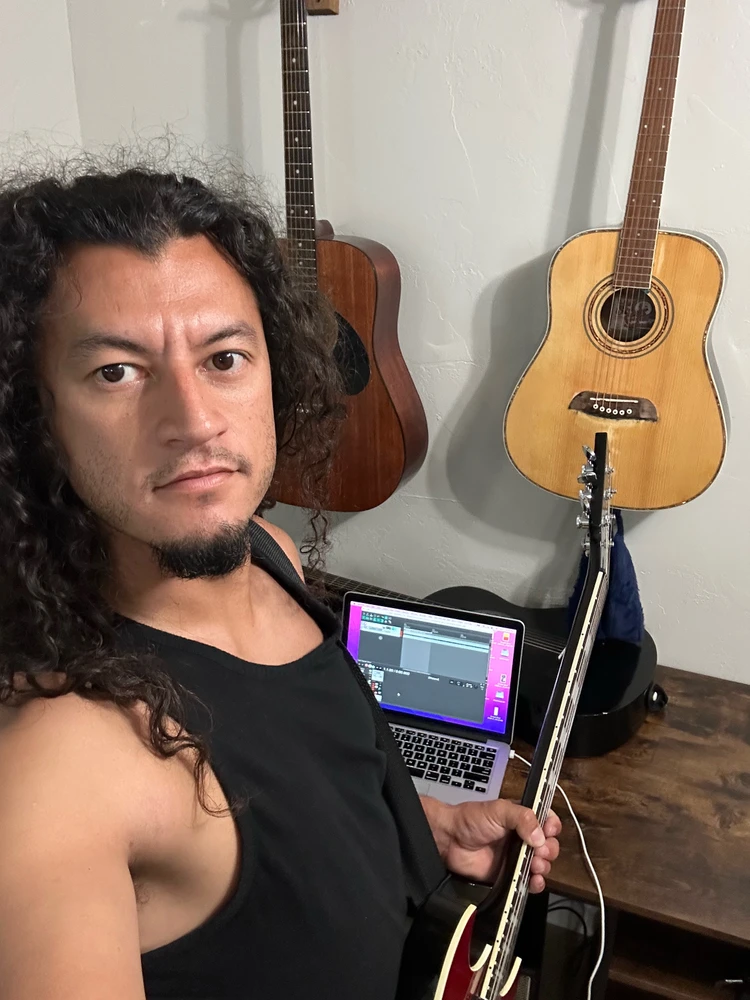 GIF nahrál Carlos