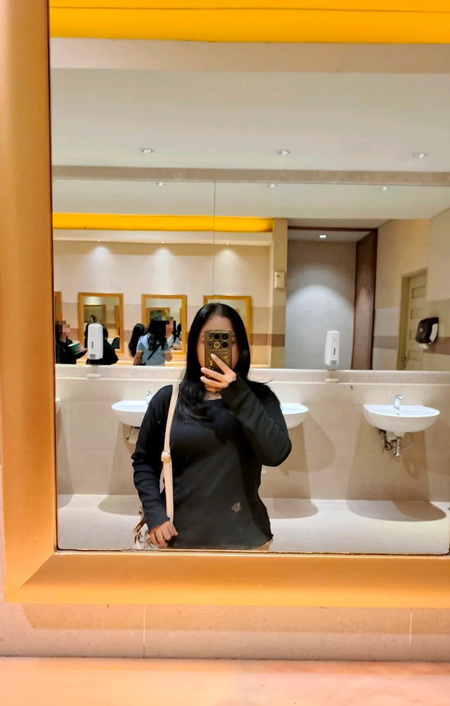 GIF uploaded by Dianti