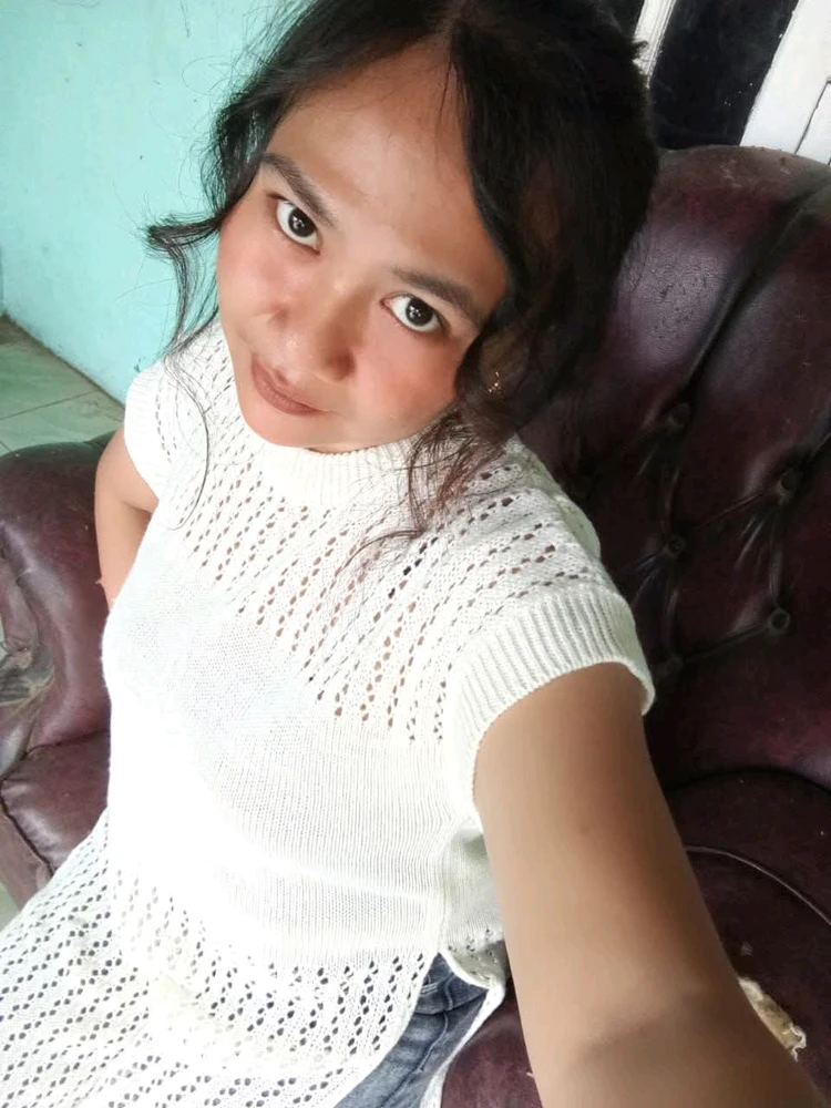 GIF uploaded by Lia