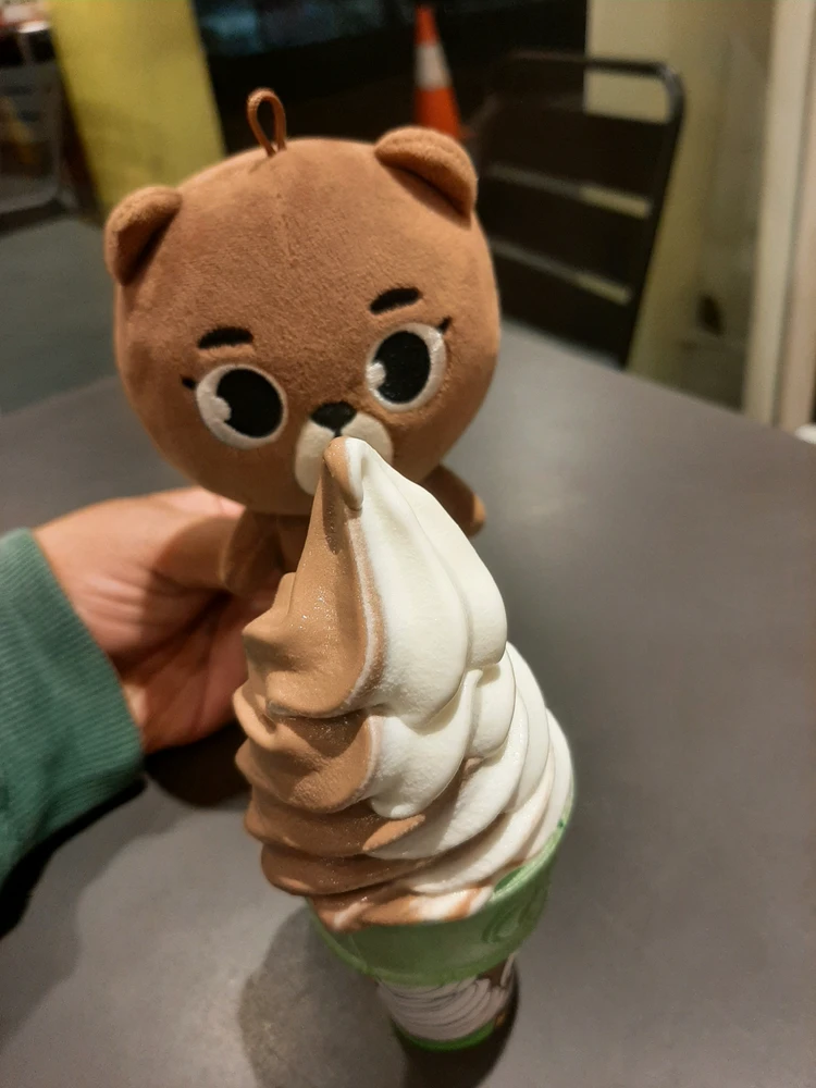 GIF uploaded by Fitri