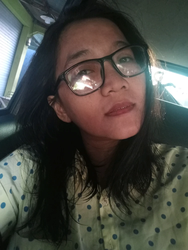 GIF uploaded by Veni