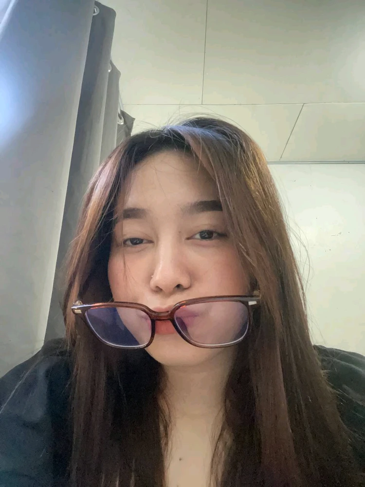 GIF uploaded by Lea