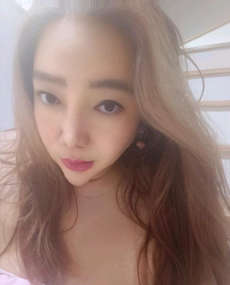 GIF uploaded by Kanwa