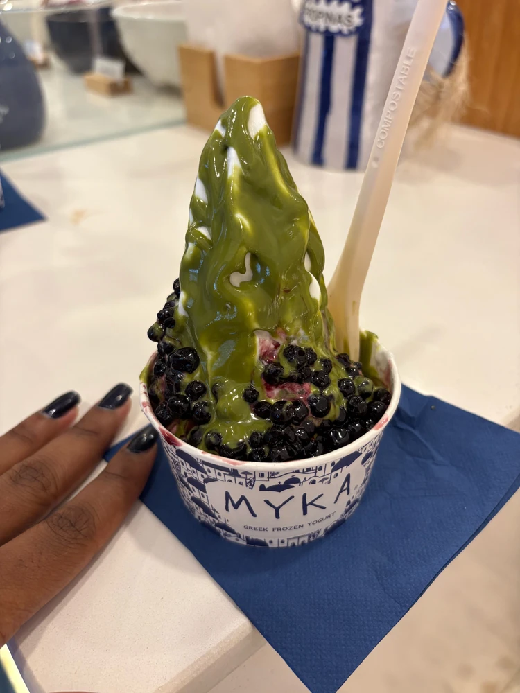 GIF uploaded by Mechi