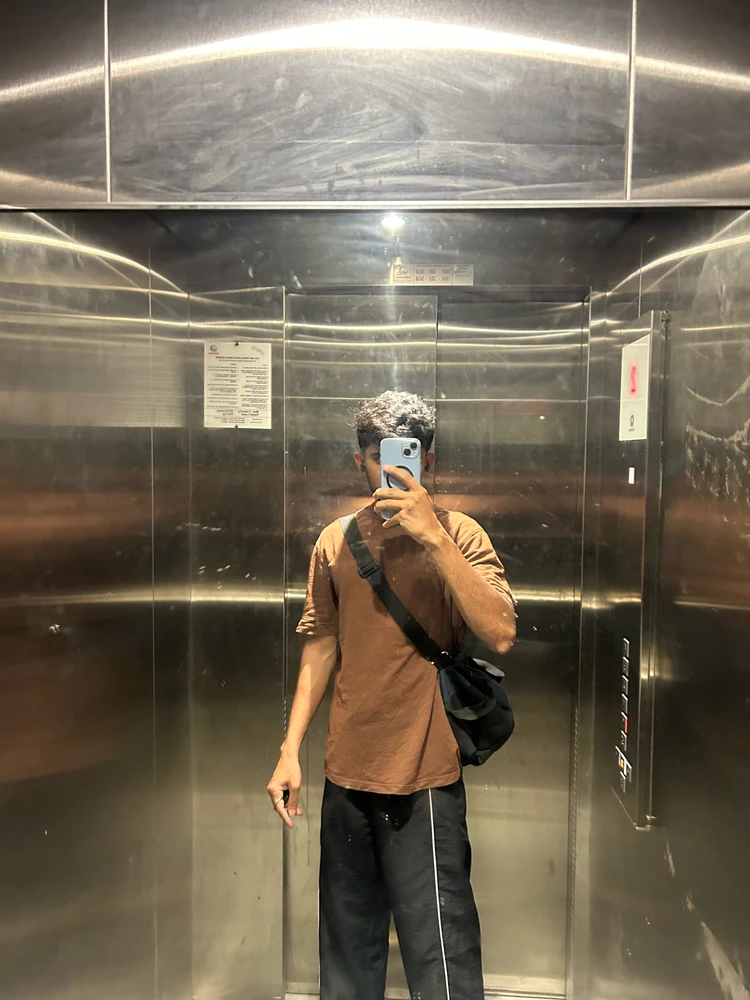 GIF uploaded by Bee