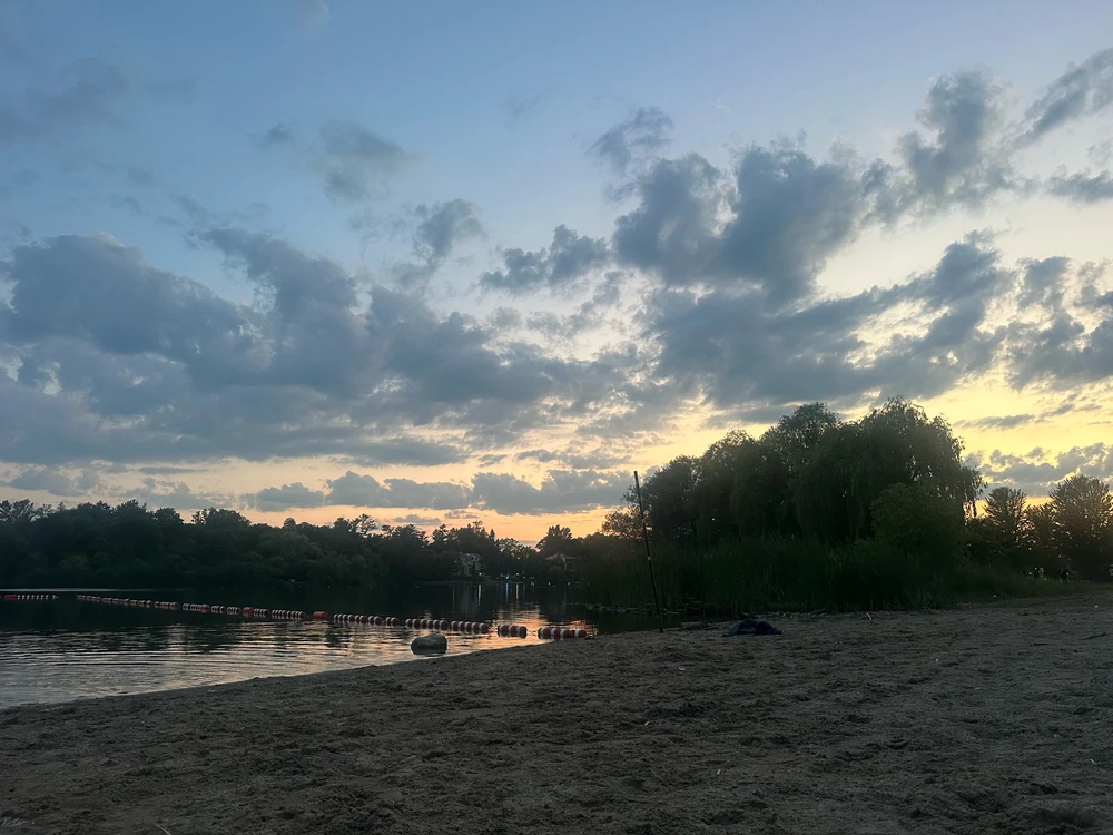 GIF uploaded by Gi