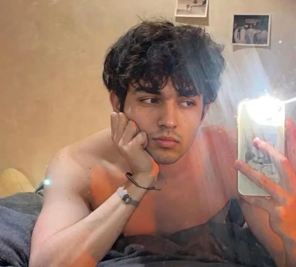 GIF eropgeluede vum mongol