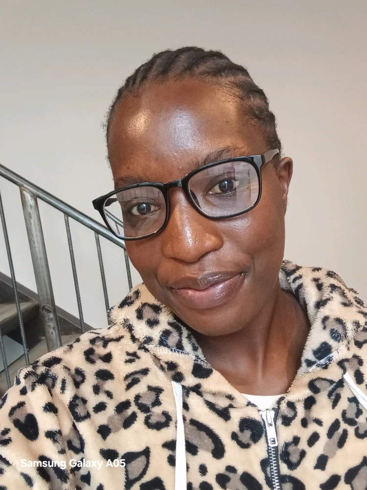 GIF uploaded by Thembi