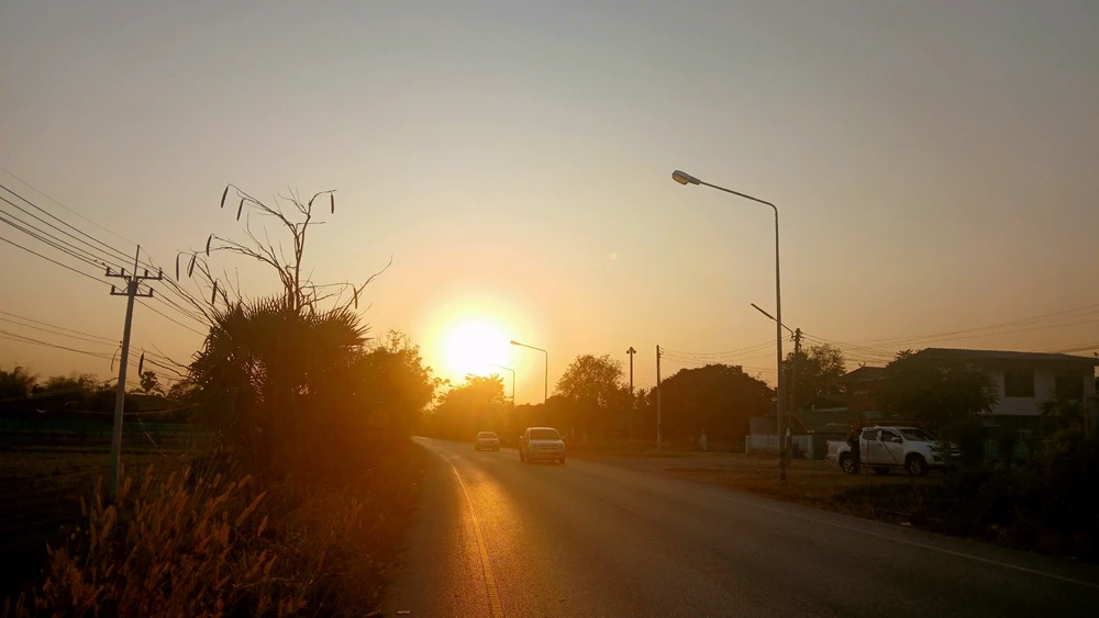GIF uploaded by Yna