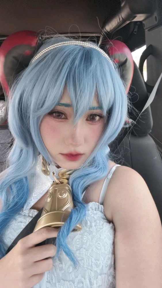 GIF imtella' minn Chloe