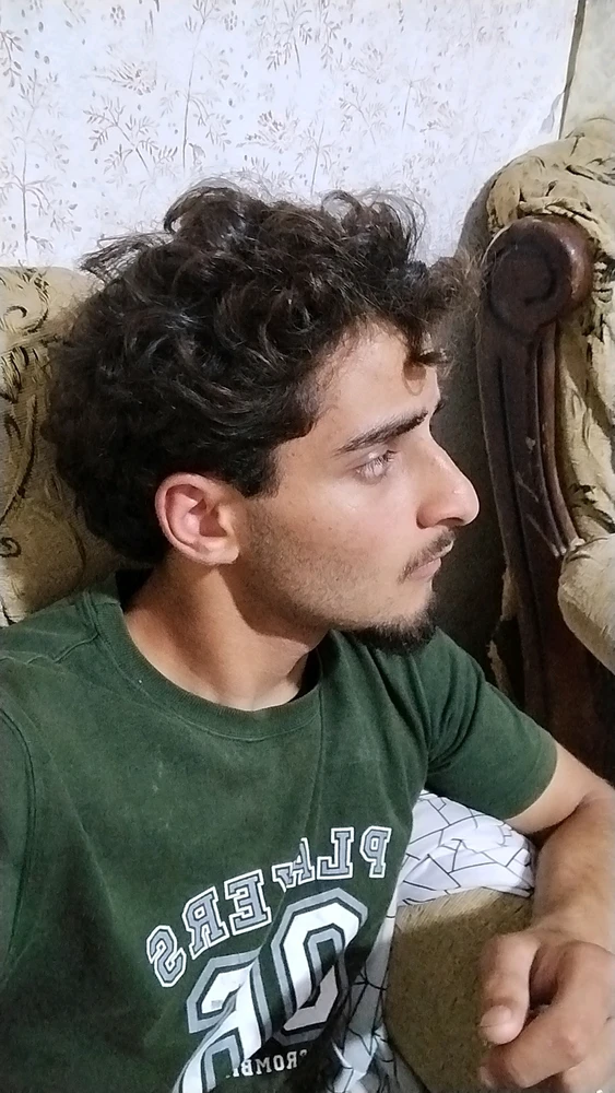 Bild eropgeluede vum Omar