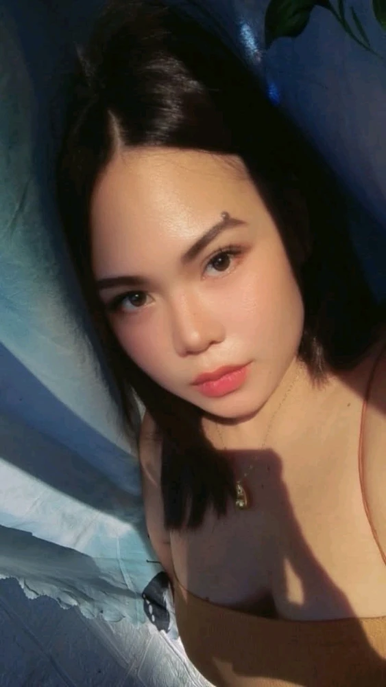GIF diunggah ku Barbie