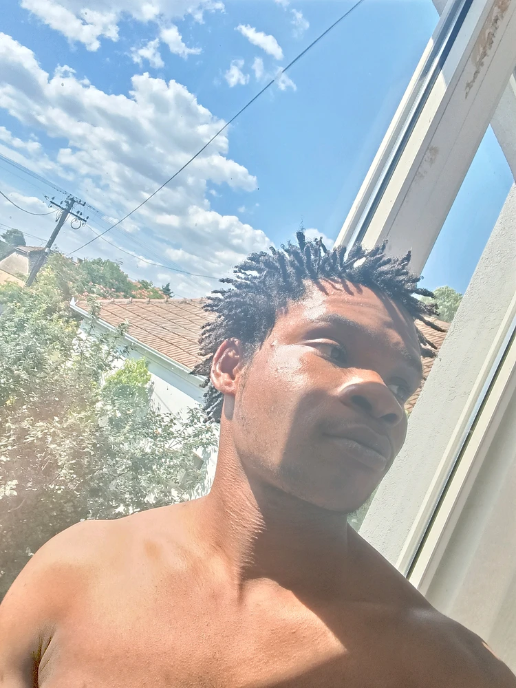 GIF diunggah ku Victor