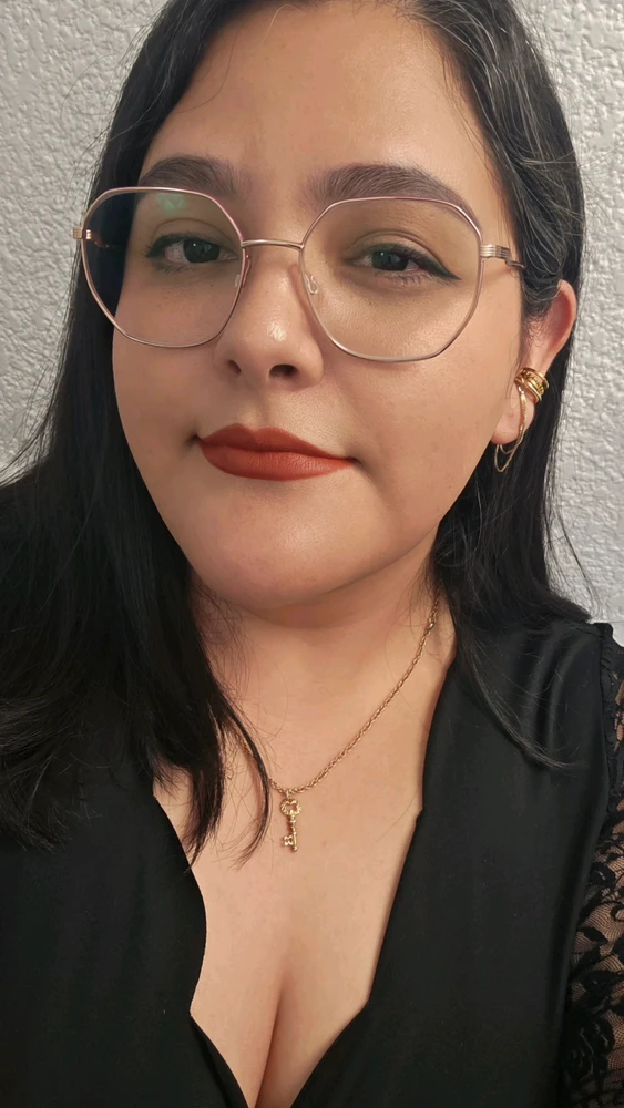 GIF diunggah ku Cati