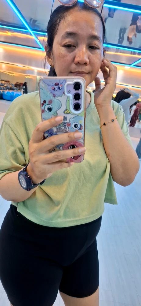 GIF uploaded by Veni