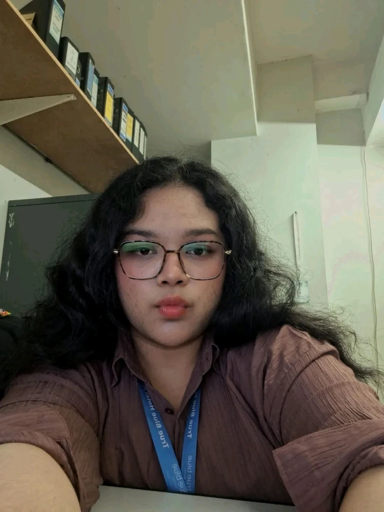 GIF uploaded by Tiara