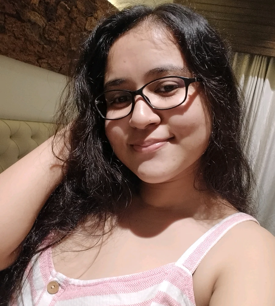 GIF eropgeluede vum Ahana Mandal