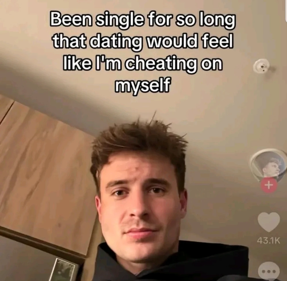 GIF uploaded by Fatou