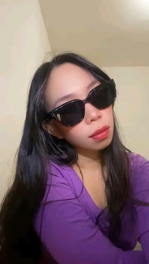 GIF uploaded by Jhong