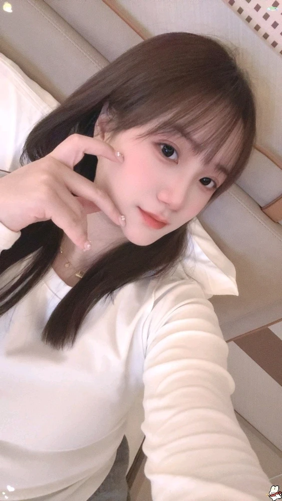 GIF uploaded by Kimi