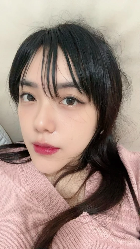 GIF na in-upload ni An Gelli