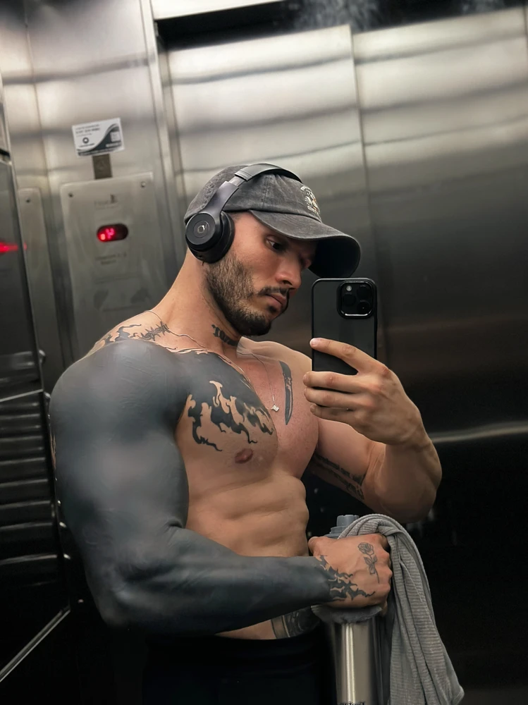 GIF nahrál Luiz Paulo