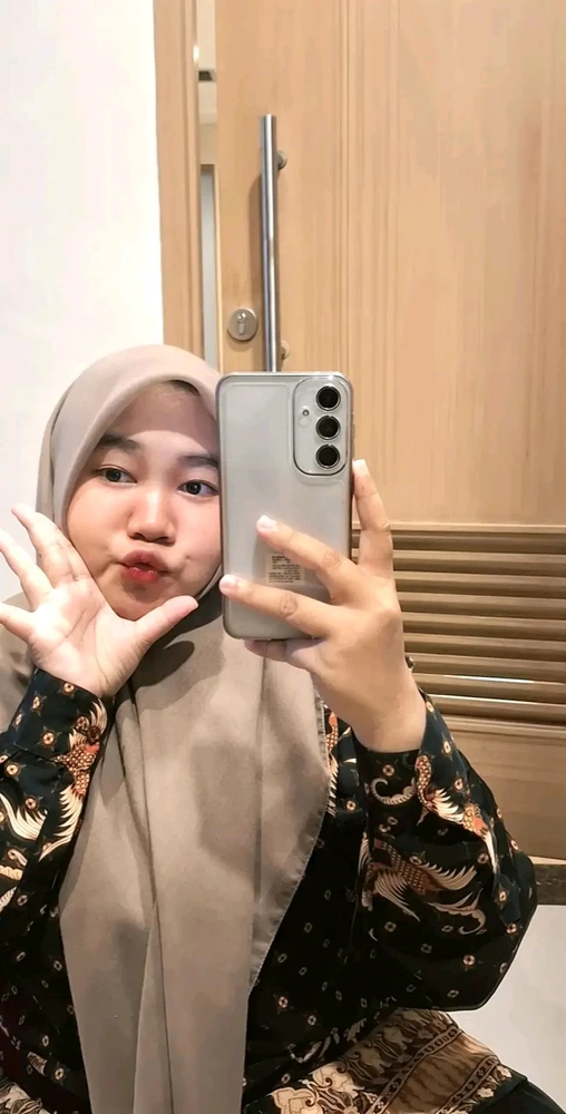 GIF-tiedoston lisäsi Fitri Syah