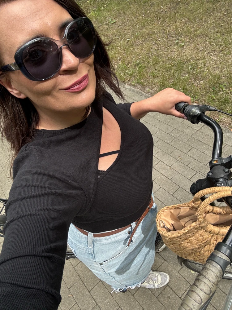 GIF eropgeluede vum Josephine