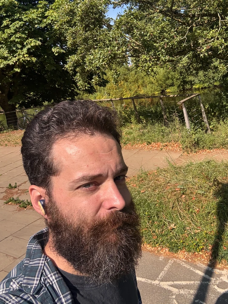 GIF eropgeluede vum Matt