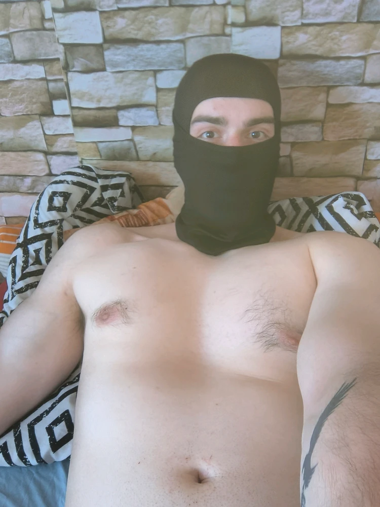 GIF uploaded by Luxk