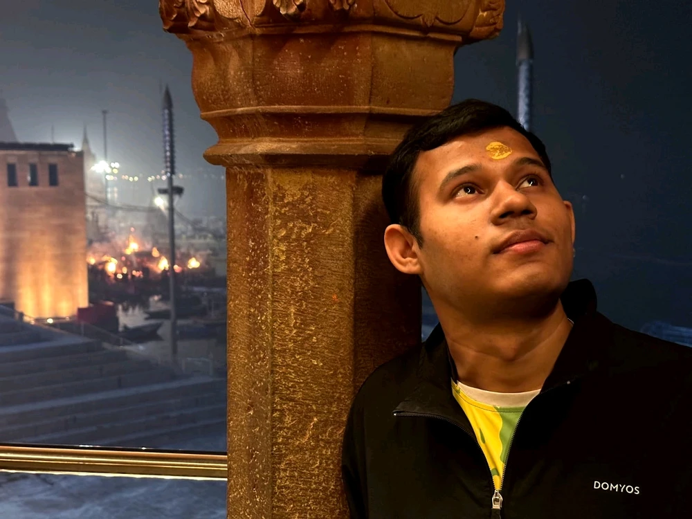 GIF yashyizweho na Aditya Singh