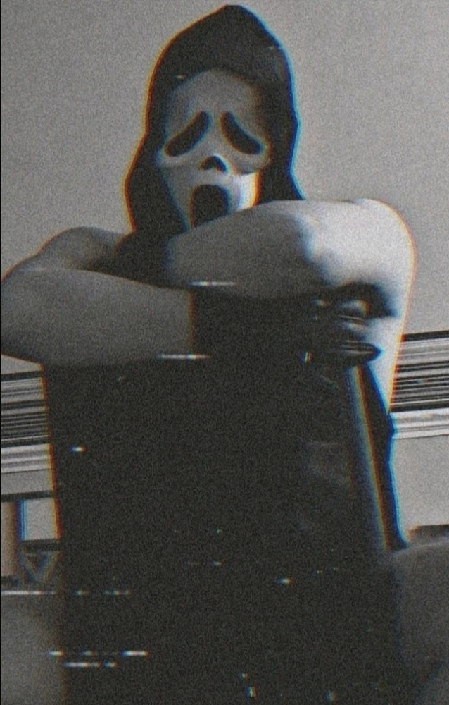 GIF tí Liam gbé sókè