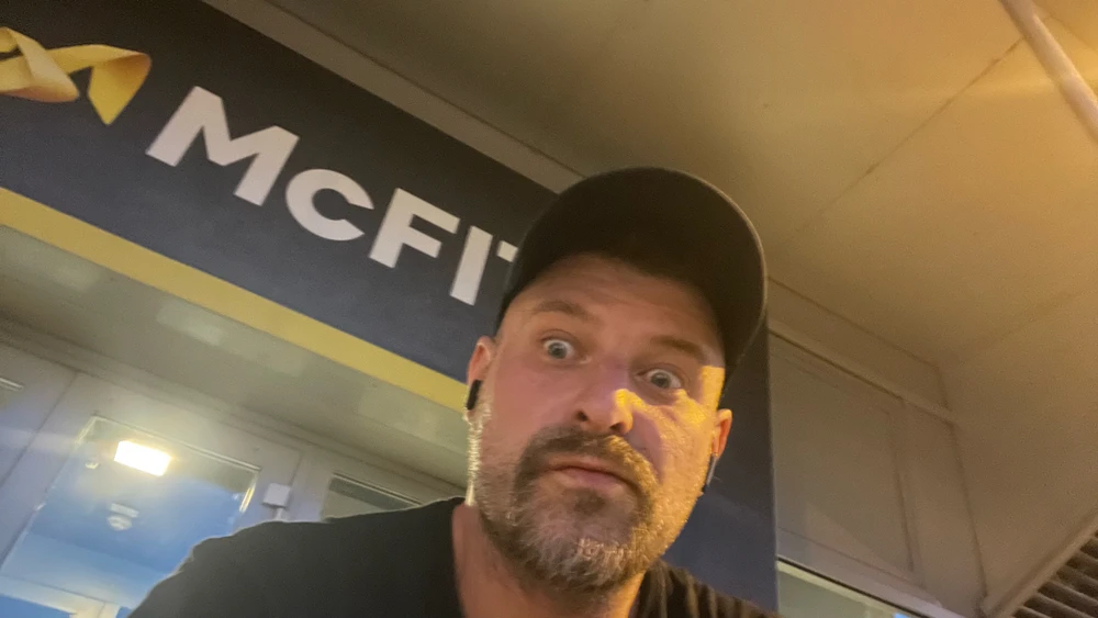 GIF nahrál Rici