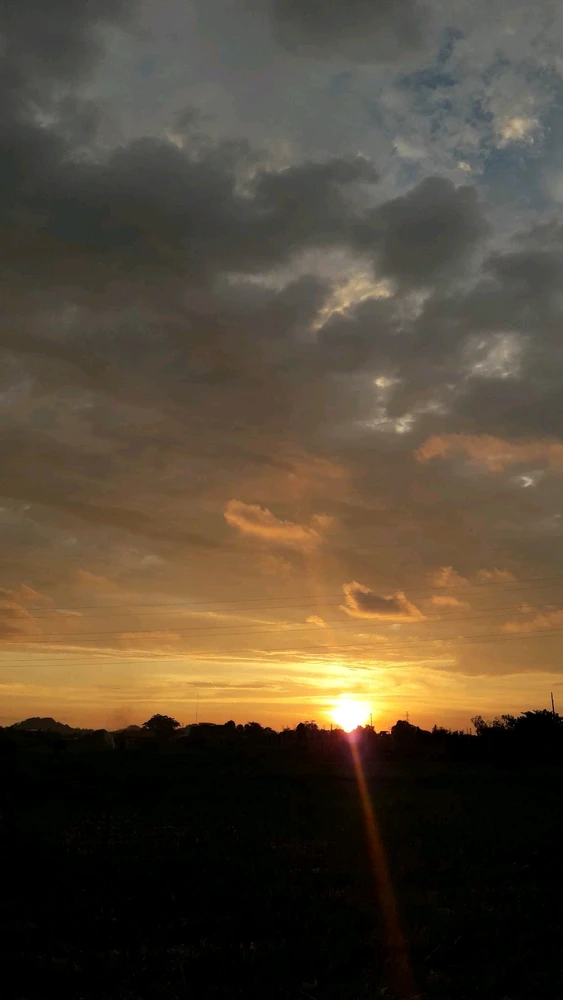 GIF uploaded by Ji