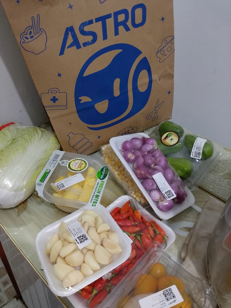 GIF uploaded by Desi