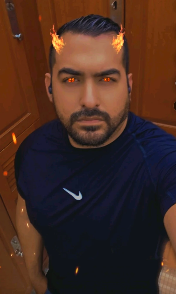 GIF eropgeluede vum Luis