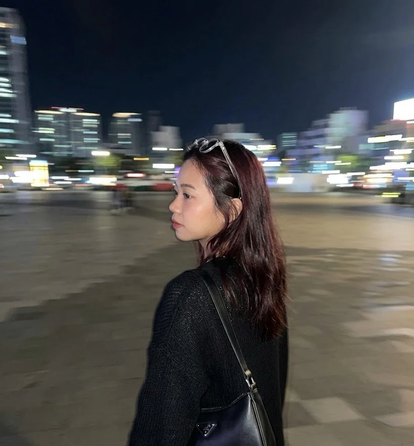 GIF ארויפגעלאדן דורך Sisca