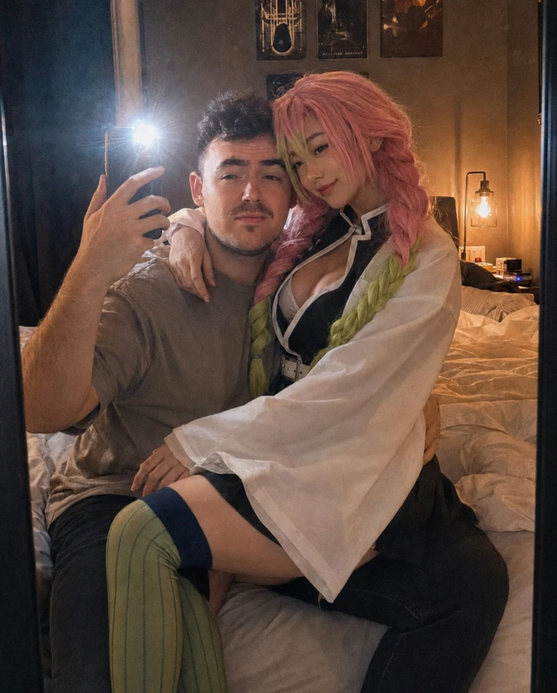 GIF imtella' minn Troy