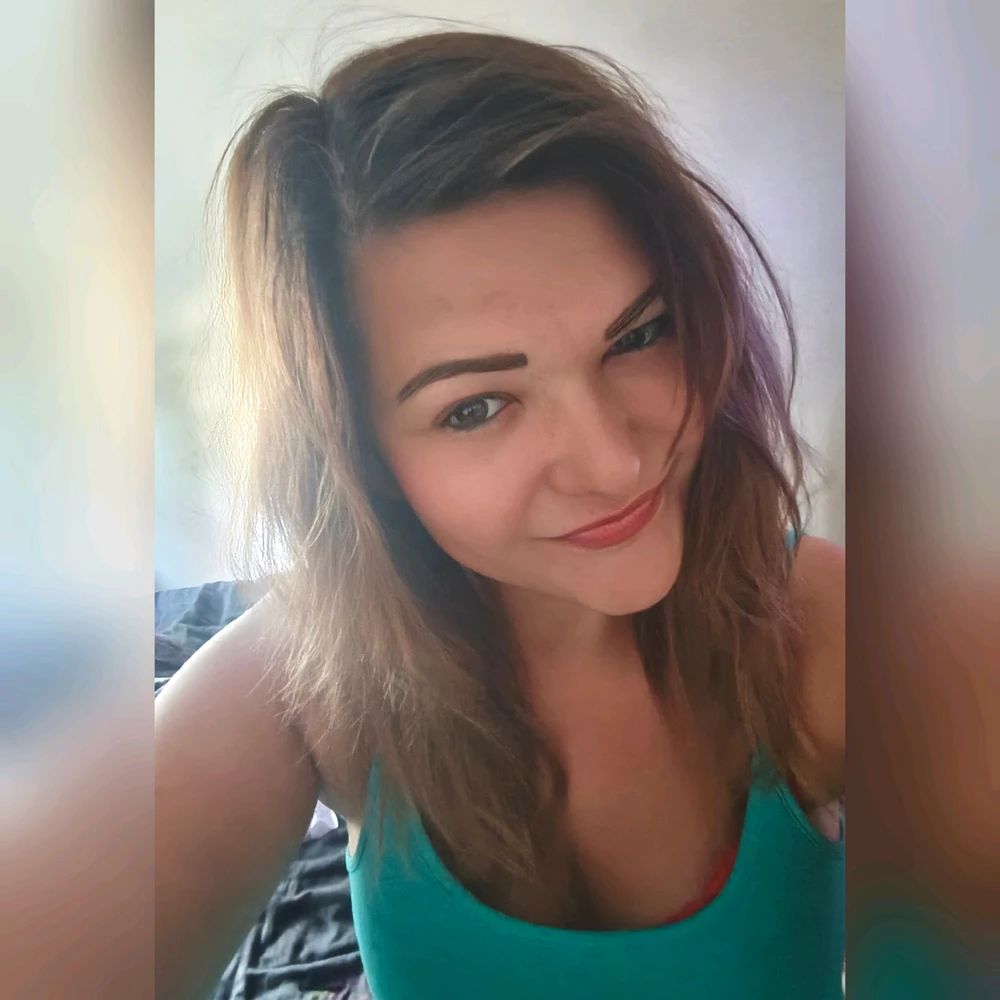 GIF uploaded by Timea