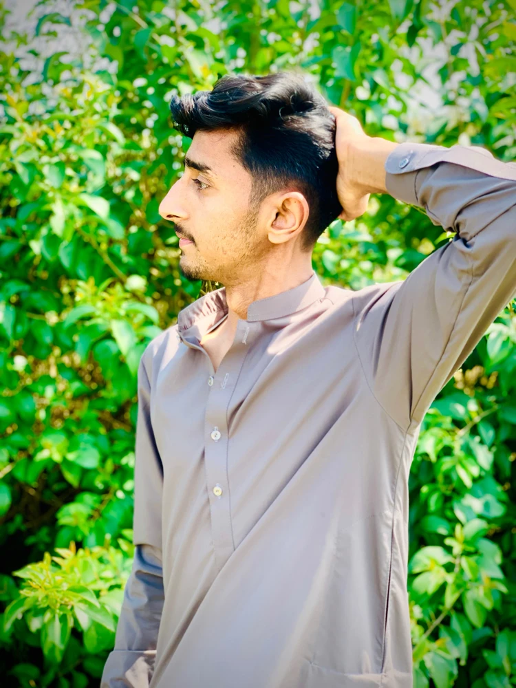 GIF uploaded by Hamza