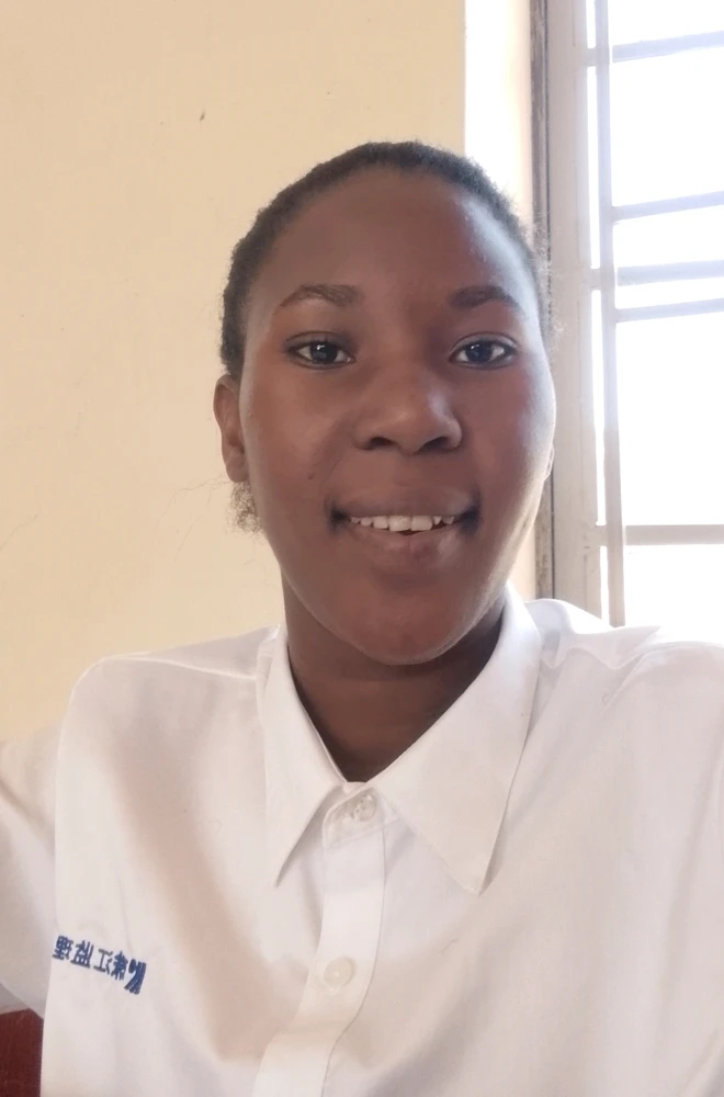 GIF na in-upload ni Lilyan kaweesi
