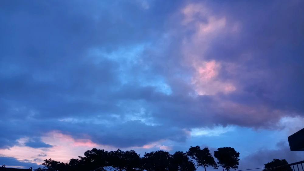 GIF uploaded by Bea