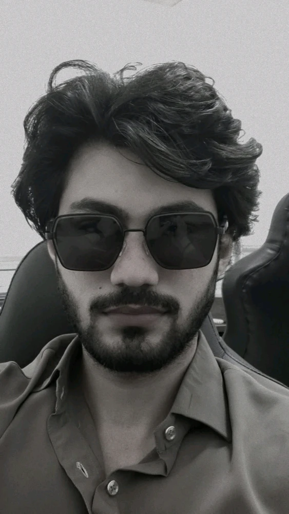 GIF uploaded by Huzaifa