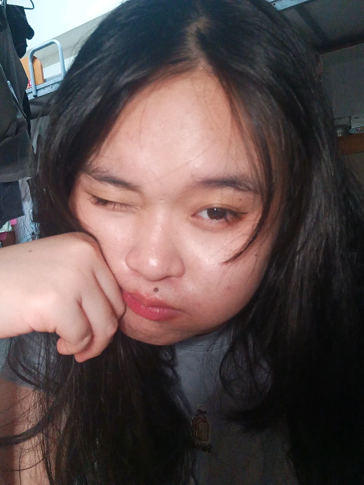 GIF uploaded by Lily